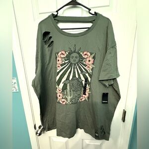 Women’s Short Sleeve Top